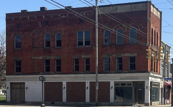Pictures of Retail, Office property located at 5601 Broadway Ave, Cleveland, OH 44127 for lease - image #1