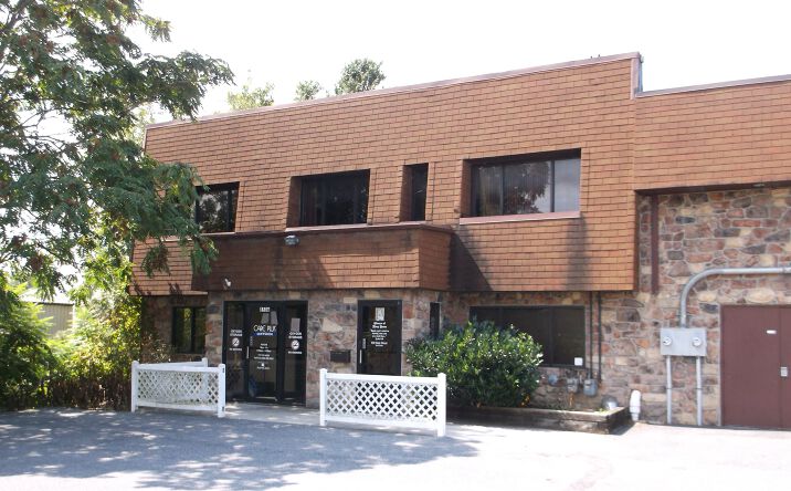 Pictures of Office property located at 850 State St, Lemoyne, PA 17043 for lease - image #1