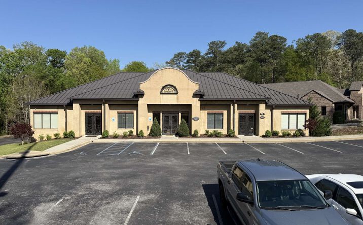 Pictures of Office property located at 4898 Valleydale Rd, Hoover, AL 35242 for lease - image #1