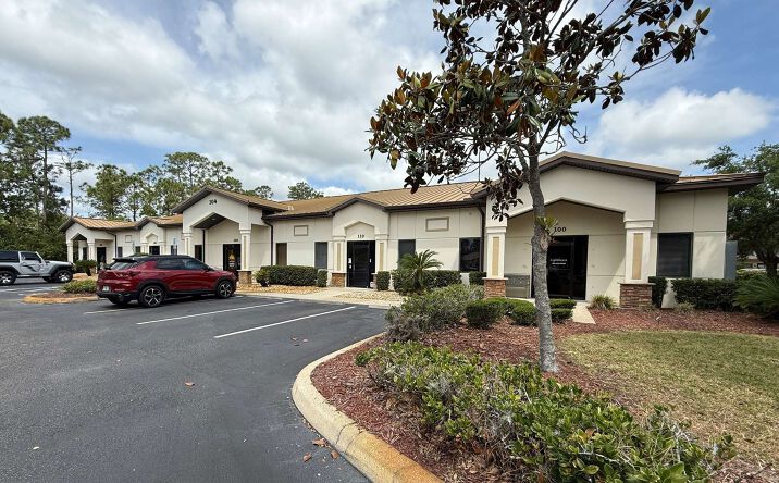 Pictures of Office property located at 104 Lacosta Ln, Daytona Beach, FL 32114 for lease - image #1