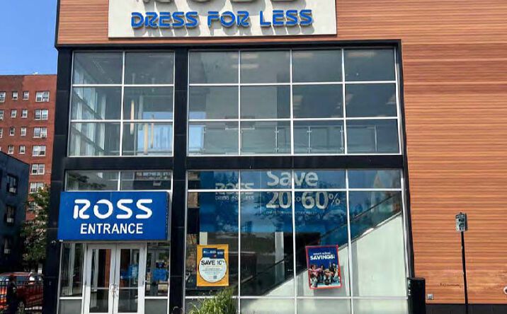Pictures of Retail property located at 918 W Montrose Ave, Chicago, IL 60613 for lease - image #1