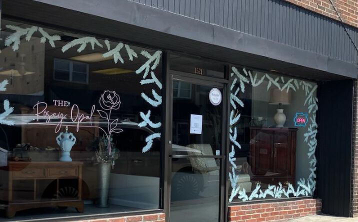 Pictures of Retail property located at 1521 Front St, Richlands, VA 24641 for lease - image #1