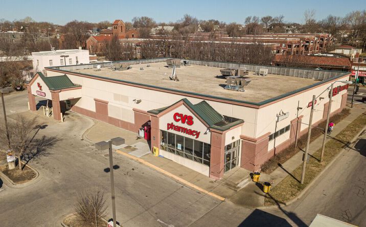 Pictures of Retail property located at 2435 Independence Ave, KCMO, MO 64124 for lease - image #1