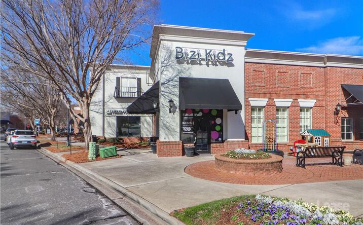 Pictures of Retail, Office property located at 19826 N Cove Road Suite #A, Cornelius, NC 28031, Cornelius, US 28031 for sales - image #1