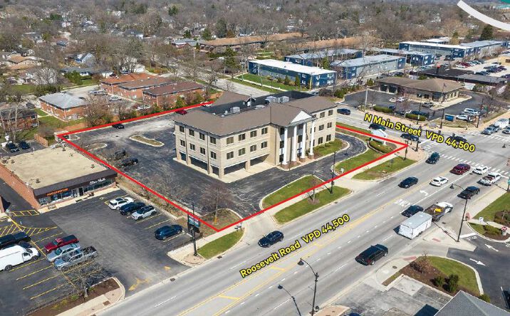 Pictures of Retail, Office property located at 500 Roosevelt Rd, Glen Ellyn, IL 60137 for lease - image #1