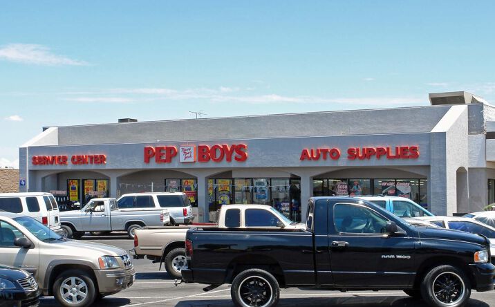 Pictures of Retail property located at 10501 Gateway Blvd W, El Paso, TX 79925 for lease - image #1
