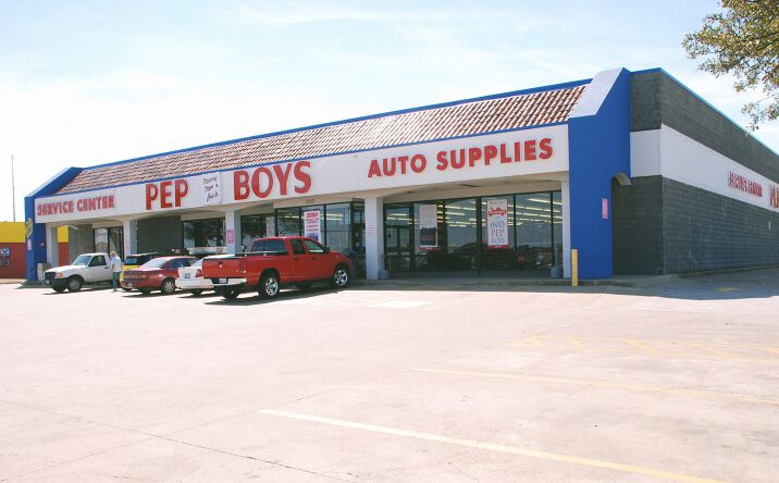 Pictures of Retail property located at 2317 N Galloway Ave, Mesquite, TX 75150 for lease - image #1
