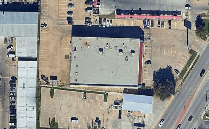 Pictures of Retail property located at 2710 S Cooper St, Arlington, TX 76015 for lease - image #1