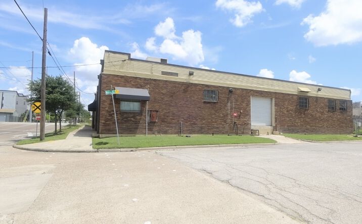 Pictures of Industrial property located at 707 York St, Houston, TX 77003 for lease - image #1
