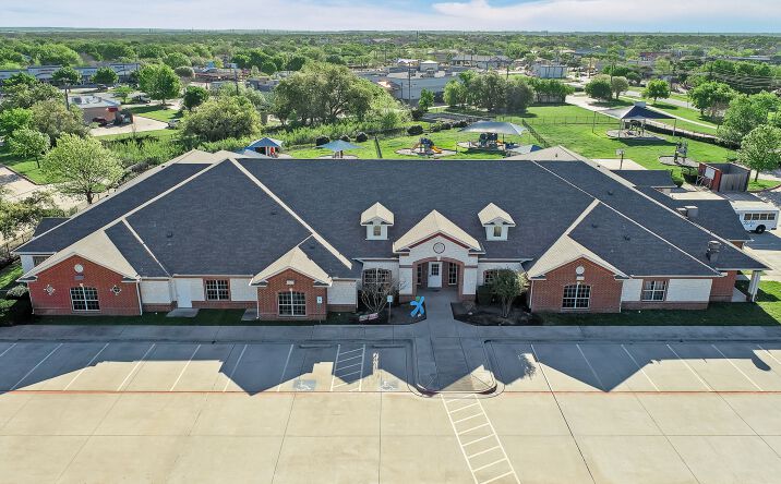 Pictures of Retail property located at 3310 Williams Dr, Georgetown, TX 78628 for lease - image #1