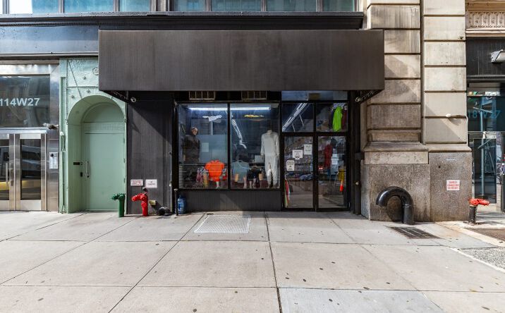 Pictures of Retail property located at 114 W 27th St, New York, NY 10001 for lease - image #1