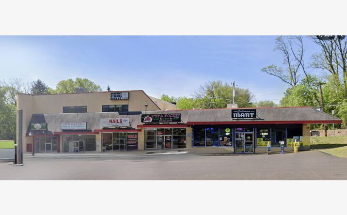 Pictures of Retail, Restaurant property located at 582 Cottman Avenue, Cheltenham Village, PA 19012 for lease - image #1