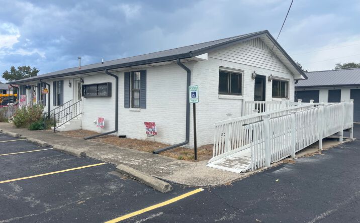 Pictures of Retail property located at 457 N Broadway, Portland, TN 37148 for lease - image #1