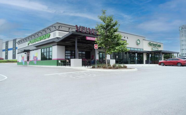 Pictures of Retail property located at 5515 N Loop 1604 W, San Antonio, TX 78257 for lease - image #1