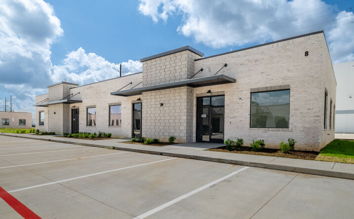 Pictures of Office property located at 30625 Kingsland Boulevard, Brookshire, TX 77423 for lease - image #1