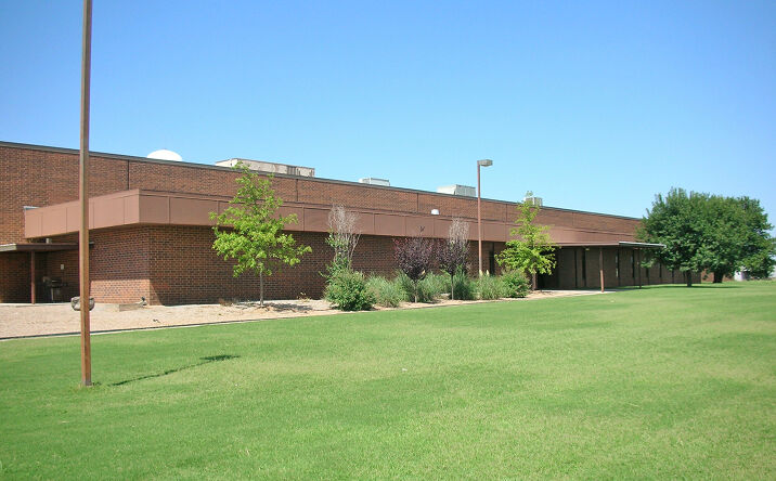 Pictures of Industrial property located at 711 W. 9th Street, Hoba, Cleveland, US 44113 for lease - image #1