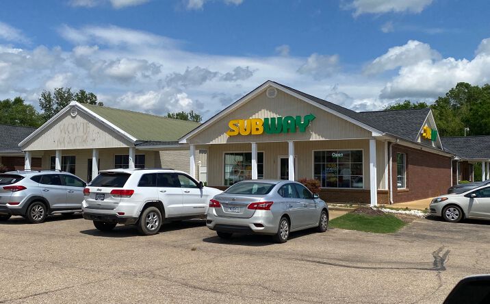 Pictures of Retail, Office property located at Town Creek Dr, Saltillo, MS 38866 for lease - image #1