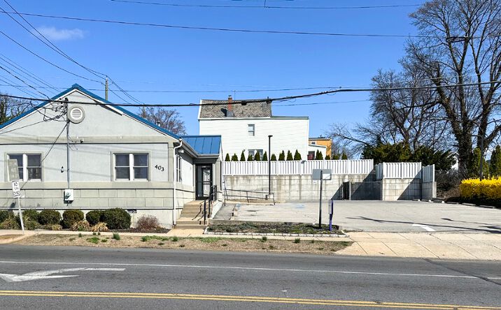 Pictures of Office property located at 403 E Sandford Blvd, Mount Vernon, NY 10550 for lease - image #1