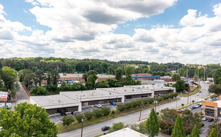 Pictures of Industrial property located at 1462 Chattahoochee Ave NW, Atlanta, GA 30318 for lease - image #1