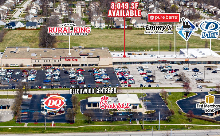 Pictures of Retail property located at 7508 Beechwood Centre Rd, Avon, IN 46123 for lease - image #1