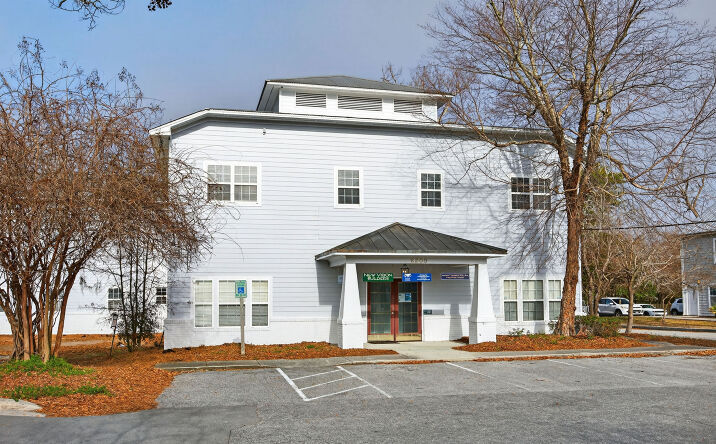 Pictures of Office property located at 6209 Oleander Dr, Wilmington, NC 28403 for lease - image #1