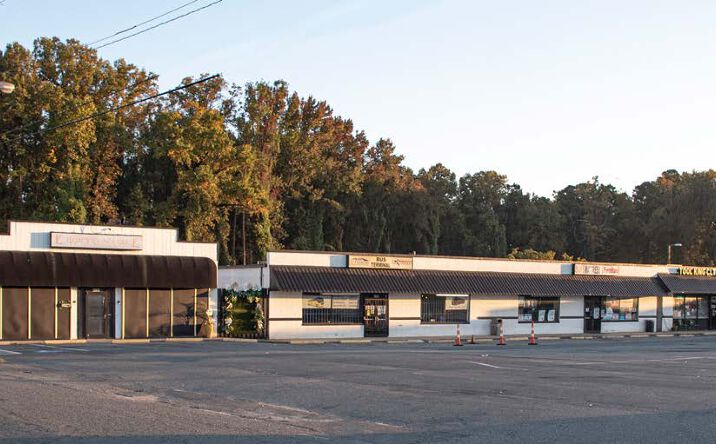 Pictures of Retail property located at 4701 N Tryon St, Charlotte, NC 28213 for lease - image #1