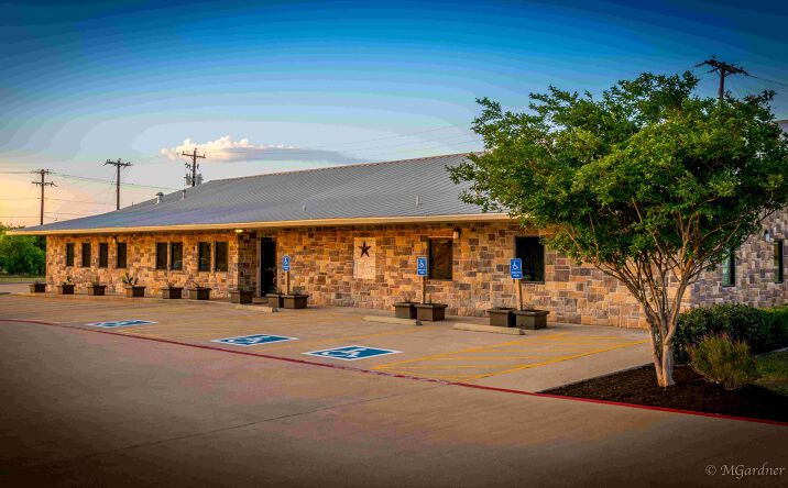 Pictures of Office property located at 601 Quail Valley Dr, Georgetown, TX 78626 for lease - image #1