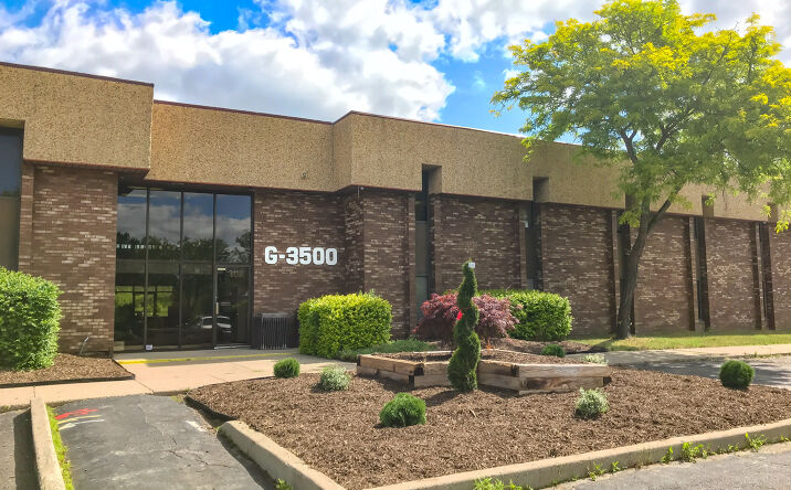 Pictures of Office property located at G3500 Flushing Rd, Flint, MI 48504 for lease - image #1
