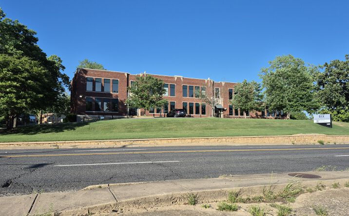 Pictures of Office property located at 1401 Malvern Ave, Hot Springs, AR 71901 for lease - image #1