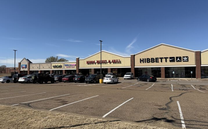 Pictures of Retail property located at 1655 U.S. 51, Covington, TN 38019 for sales - image #1