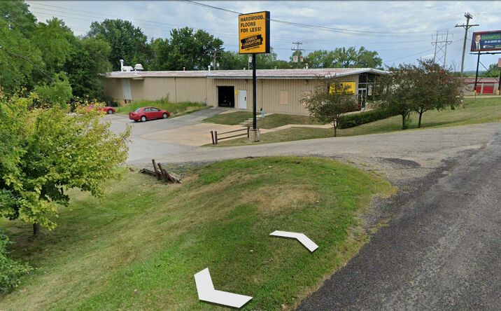 Pictures of Retail property located at 1467 N Main St, East Peoria, IL 61611 for lease - image #1