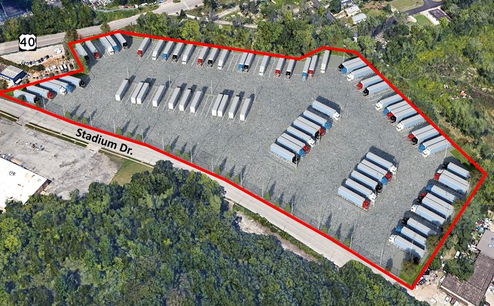 Pictures of Industrial property located at 3133 N Stadium Dr, Kansas City, MO 64128 for lease - image #1
