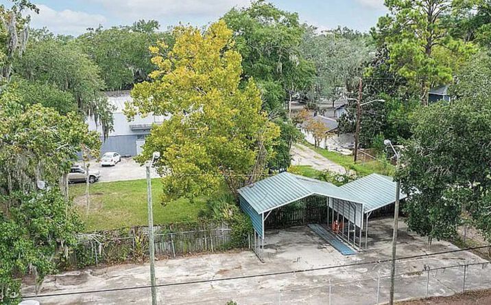 Pictures of Land property located at 2309 Montgomery St, Savannah, GA 31401 for lease - image #1