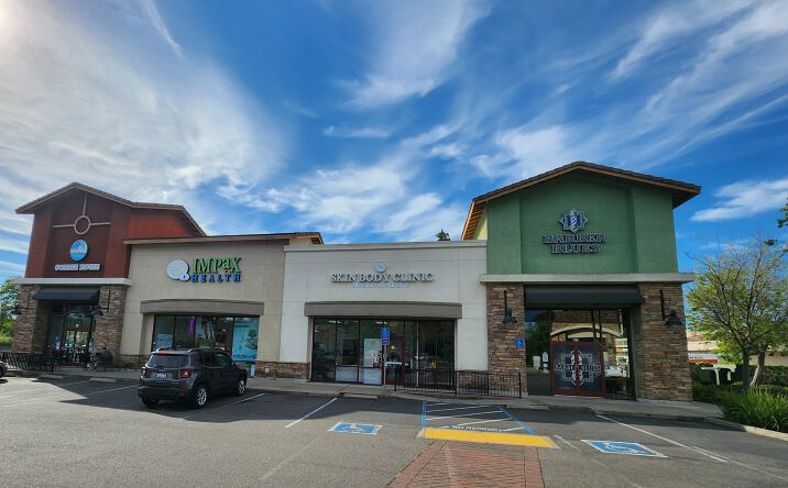 Pictures of Retail property located at 189 Blue Ravine Rd, Folsom, CA 95630 for lease - image #1