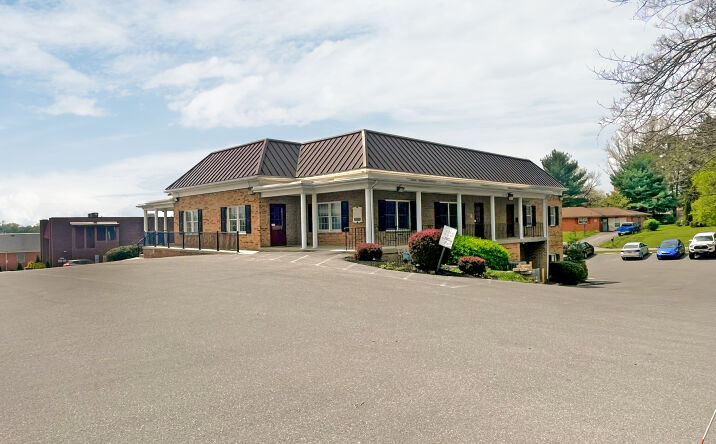 Pictures of Office property located at 19414 Leitersburg Pike, Hagerstown, MD 21742 for lease - image #1