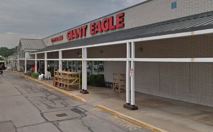 Pictures of Retail property located at 8960 Darrow Rd, Twinsburg, OH 44087 for lease - image #1