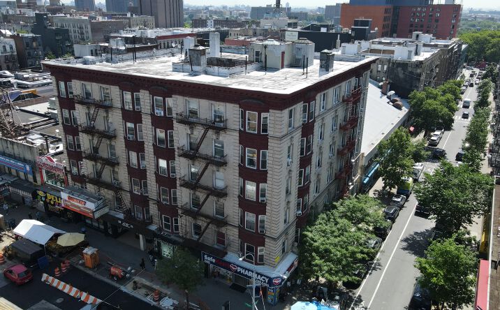 Pictures of Retail property located at 561 W 180th St, New York, NY 10033 for lease - image #1
