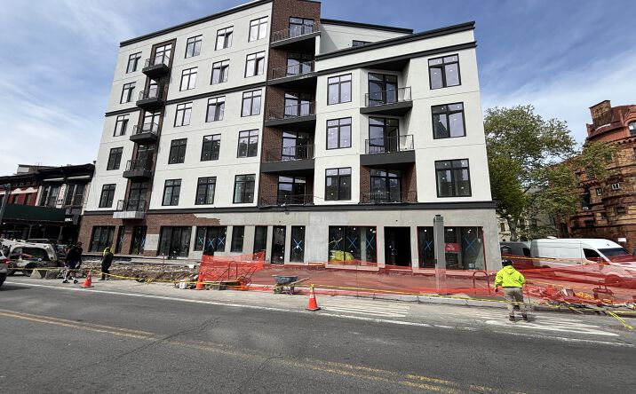 Pictures of Retail property located at 899 Fulton St, Brooklyn, NY 11238 for lease - image #1