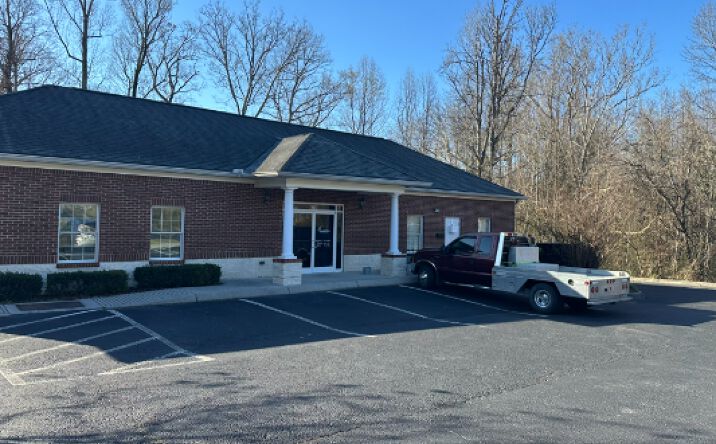 Pictures of Office property located at 6704 Watermour Way, Knoxville, TN 37912 for lease - image #1