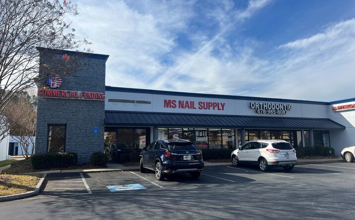 Pictures of Industrial property located at 6060 Dawson Blvd, Norcross, GA 30093 for lease - image #1