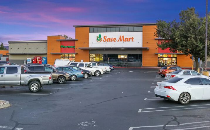 Pictures of Retail property located at 2617 Mitchell Rd, Ceres, CA 95307 for lease - image #1