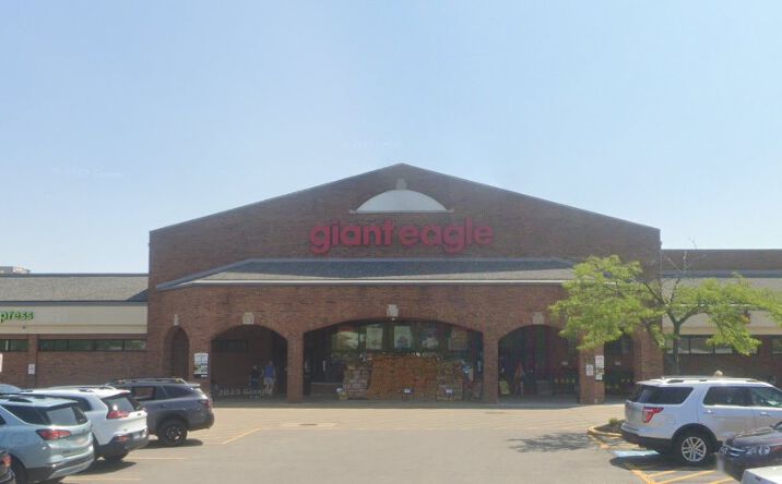 Pictures of Retail property located at 31990 Walker Rd, Avon Lake, OH 44012 for lease - image #1