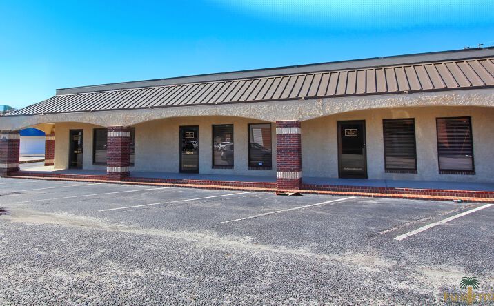 Pictures of Retail property located at 1803 W Palmetto St, Florence, SC 29501 for lease - image #1