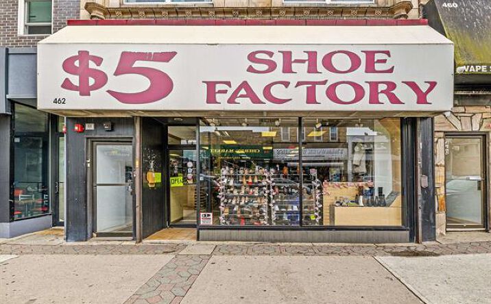 Pictures of Retail, Office property located at 462 Broadway, Bayonne, NJ 07002 for lease - image #1