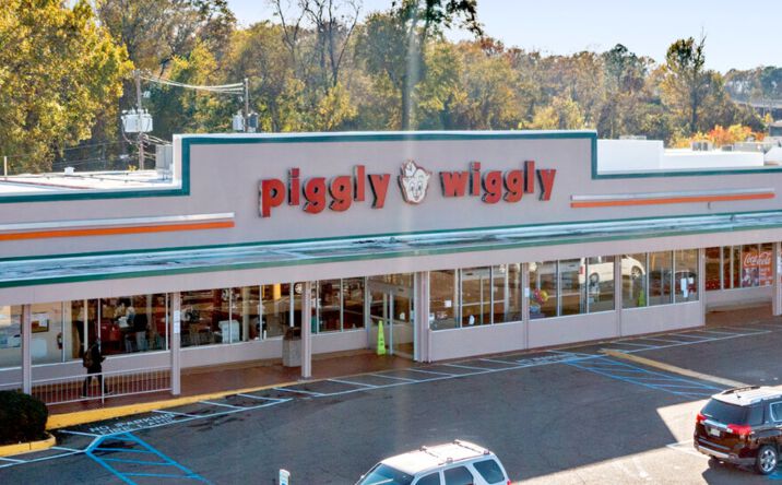 Pictures of Retail, Land, Restaurant property located at 225 Meadowbrook Rd, Jackson, MS 39206 for lease - image #1