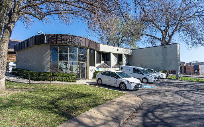 Pictures of Retail, Office property located at 4240 SW Trafficway, Kansas City, MO 64111 for lease - image #1