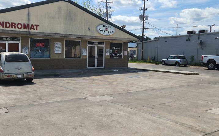 Pictures of Restaurant property located at 8644 Old State Rd, Holly Hill, SC 29059 for lease - image #1