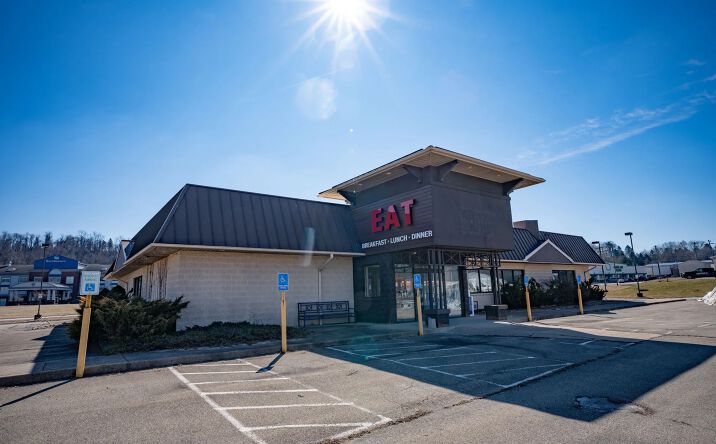 Pictures of Retail, Restaurant property located at 206 Wilson Rd, Bentleyville, PA 15314 for lease - image #1