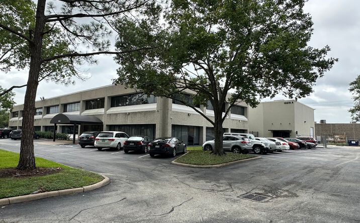 Pictures of Office, Industrial property located at 10615 Shadow Wood Dr, Houston, TX 77043 for lease - image #1