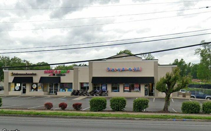 Pictures of Land property located at 8176–8182 Dixie Hwy, Louisville, KY 40258 for lease - image #1